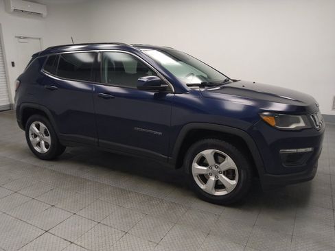 Used 2018 Jeep Compass Latitude w/ Safe & Security Group FWD image 11