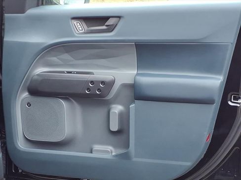 New 2025 Ford Maverick Lariat w/ Black Appearance Package image 8