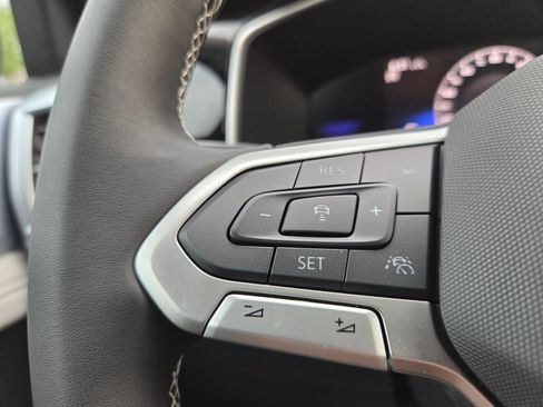 New 2026 Volkswagen Taos SE AWD/4WD image 30