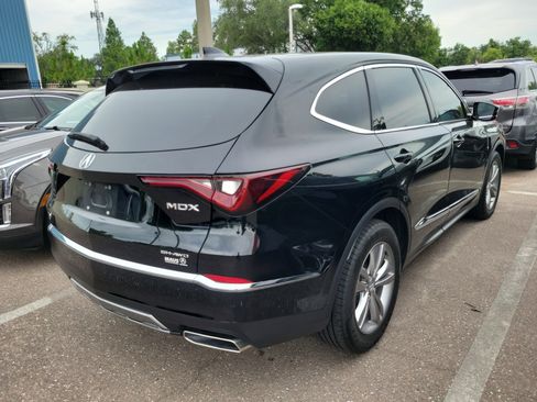 Used 2025 Acura MDX SH-AWD image 4