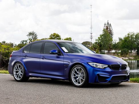 Used 2018 BMW M3 CS w/ Executive Package RWD image 2