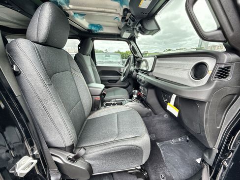 New 2025 Jeep Wrangler Willys image 25