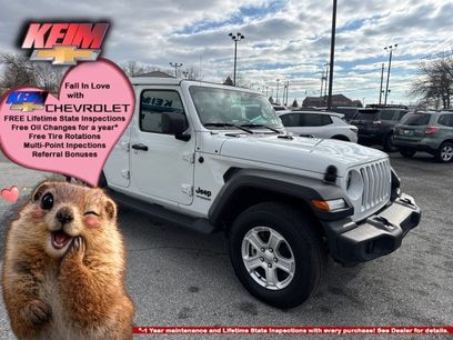 Used 2022 Jeep Wrangler Unlimited Sport w/ Sun And Sound Package