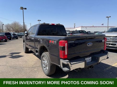 Used 2025 Ford F250 Lariat w/ Chrome Package image 4