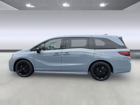 Used 2025 Honda Odyssey Sport-L image 2