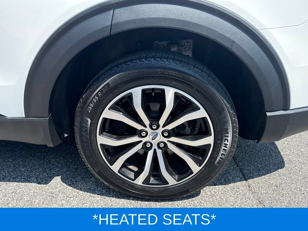 Used 2025 Ford Explorer ST-Line AWD/4WD image 5