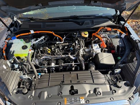 New 2026 Lincoln Corsair Grand Touring image 10