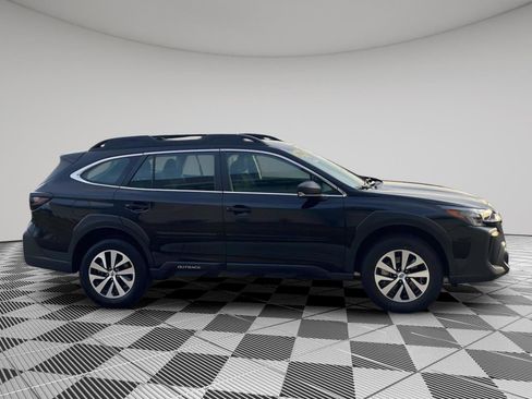 Certified 2025 Subaru Outback image 2