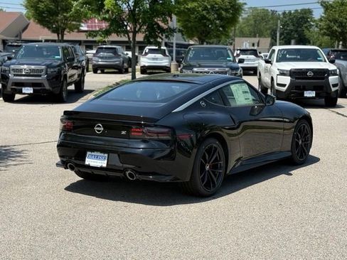 New 2026 Nissan Z Performance w/ Floor Mat Package RWD image 4