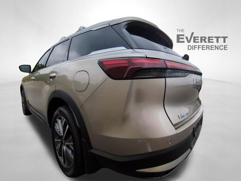 New 2027 INFINITI QX60 Luxe FWD image 6
