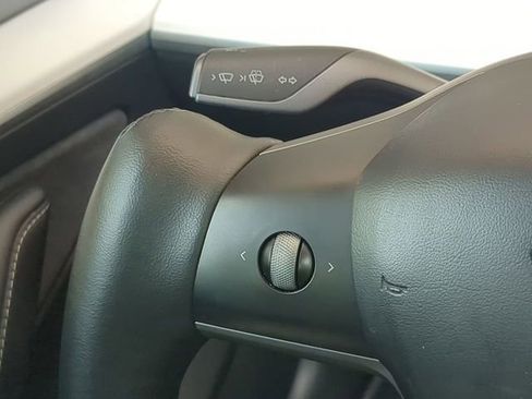 Used 2023 Tesla Model 3 Standard Range RWD image 26
