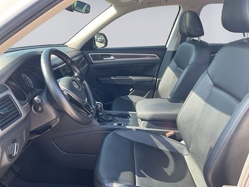 Used 2019 Volkswagen Atlas SE FWD image 11