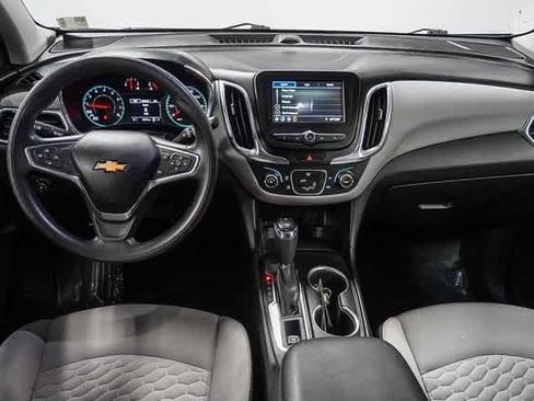 Used 2019 Chevrolet Equinox LS image 12