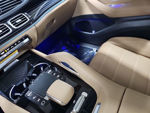 New 2026 Mercedes-Benz GLS 450 4MATIC image 27