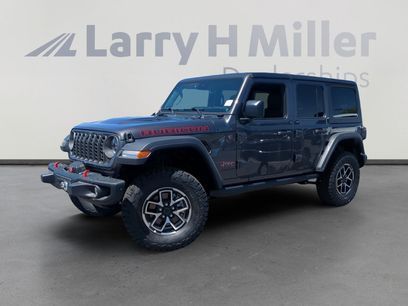 New 2025 Jeep Wrangler Unlimited Rubicon w/ Steel Bumper Group