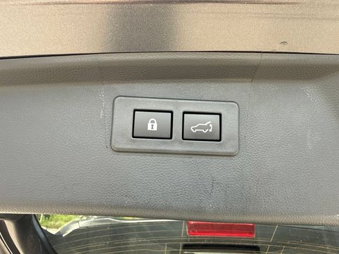 Certified 2024 Subaru Outback Premium w/ Popular Package #1A AWD/4WD image 15