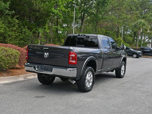 Used 2022 RAM 2500 Laramie AWD/4WD image 4