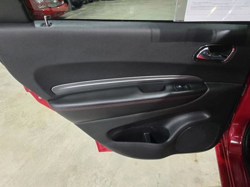 Used 2018 Dodge Durango R/T w/ Technology Group image 28