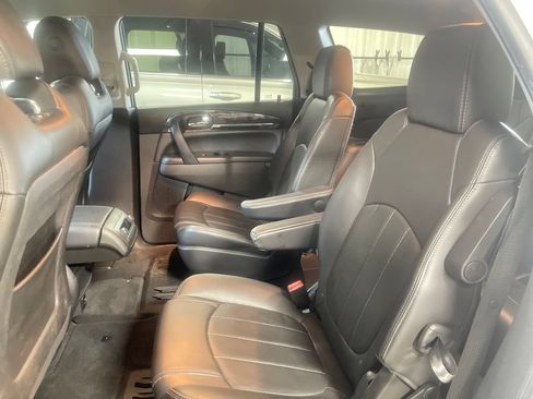 Used 2017 Buick Enclave Premium AWD/4WD image 27