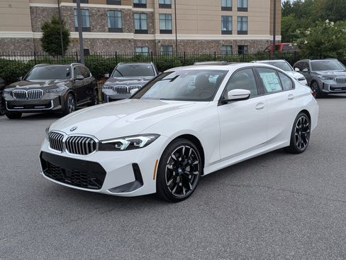 New 2026 BMW 330i xDrive Sedan w/ M Sport Package AWD/4WD image 7