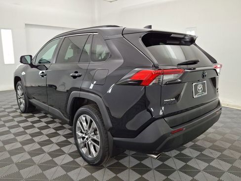 Certified 2023 Toyota RAV4 XLE Premium AWD/4WD image 22