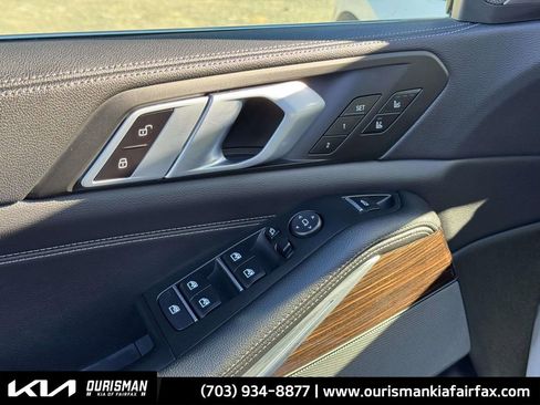 Used 2021 BMW X5 xDrive40i w/ Premium Package image 15