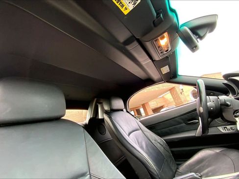 Used 2004 BMW Z4 2.5i image 10