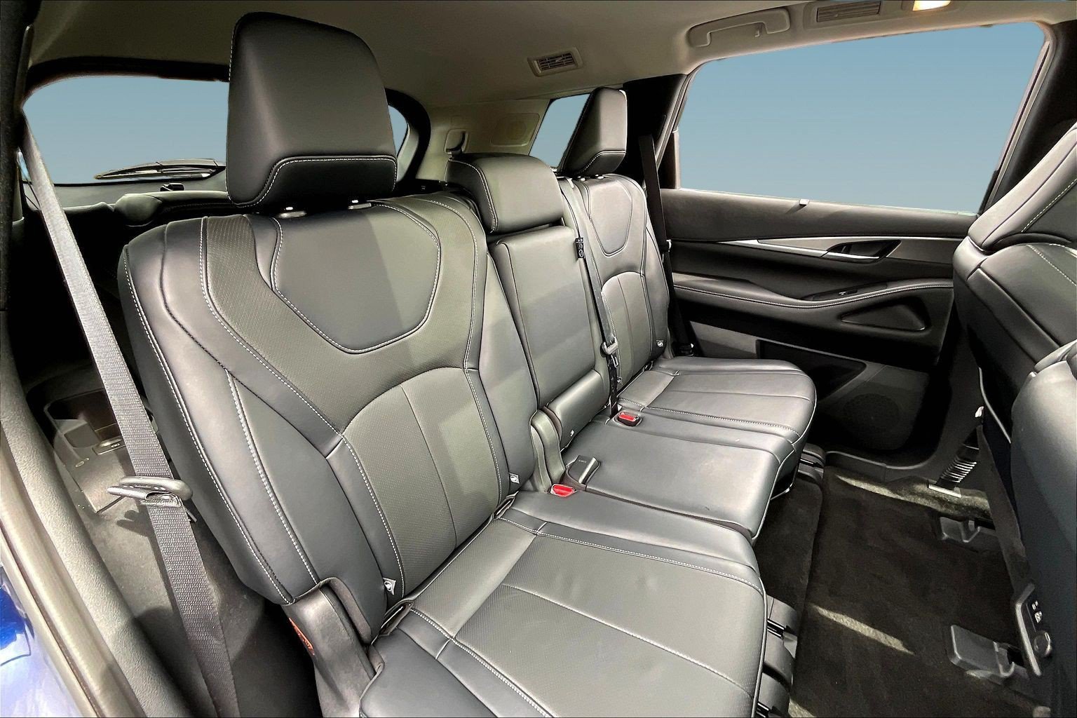 Certified 2023 INFINITI QX60 Luxe w/ Cargo Package AWD/4WD image 24