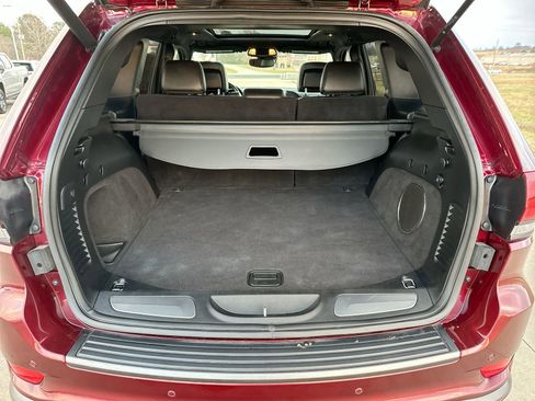 Used 2020 Jeep Grand Cherokee High Altitude image 24