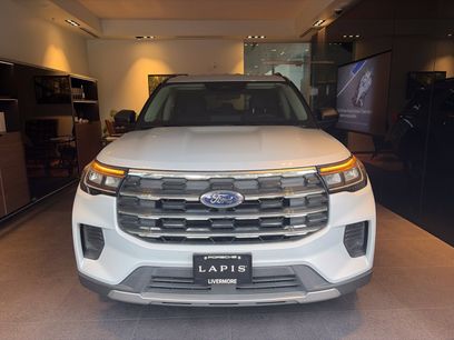 Used 2025 Ford Explorer Active