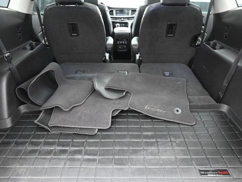 Used 2019 Buick Enclave Avenir w/ Avenir Technology Package image 25