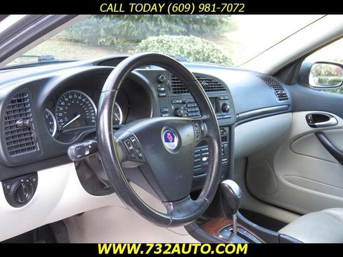 Used 2005 Saab 9-3 Arc image 29