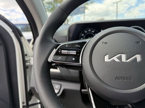 New 2026 Kia Seltos SX AWD/4WD image 12