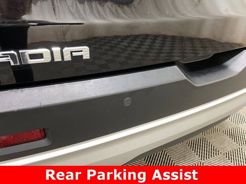 Certified 2017 GMC Acadia SLT image 17