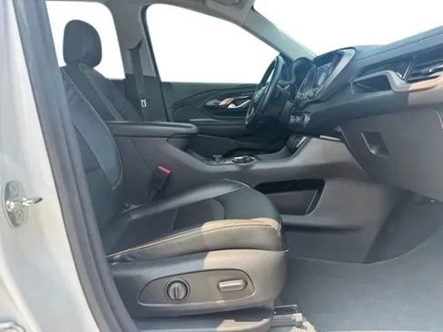 Used 2023 GMC Terrain AT4 AWD/4WD image 13