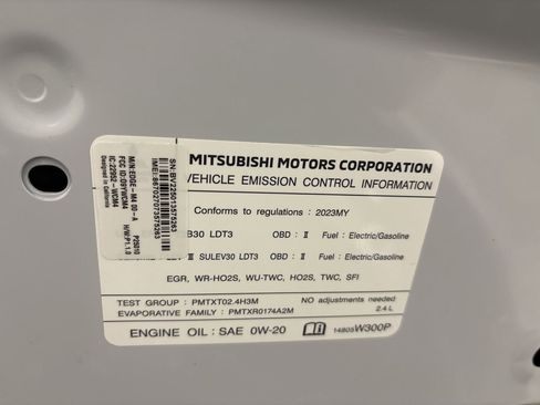 Used 2023 Mitsubishi Outlander SEL image 36