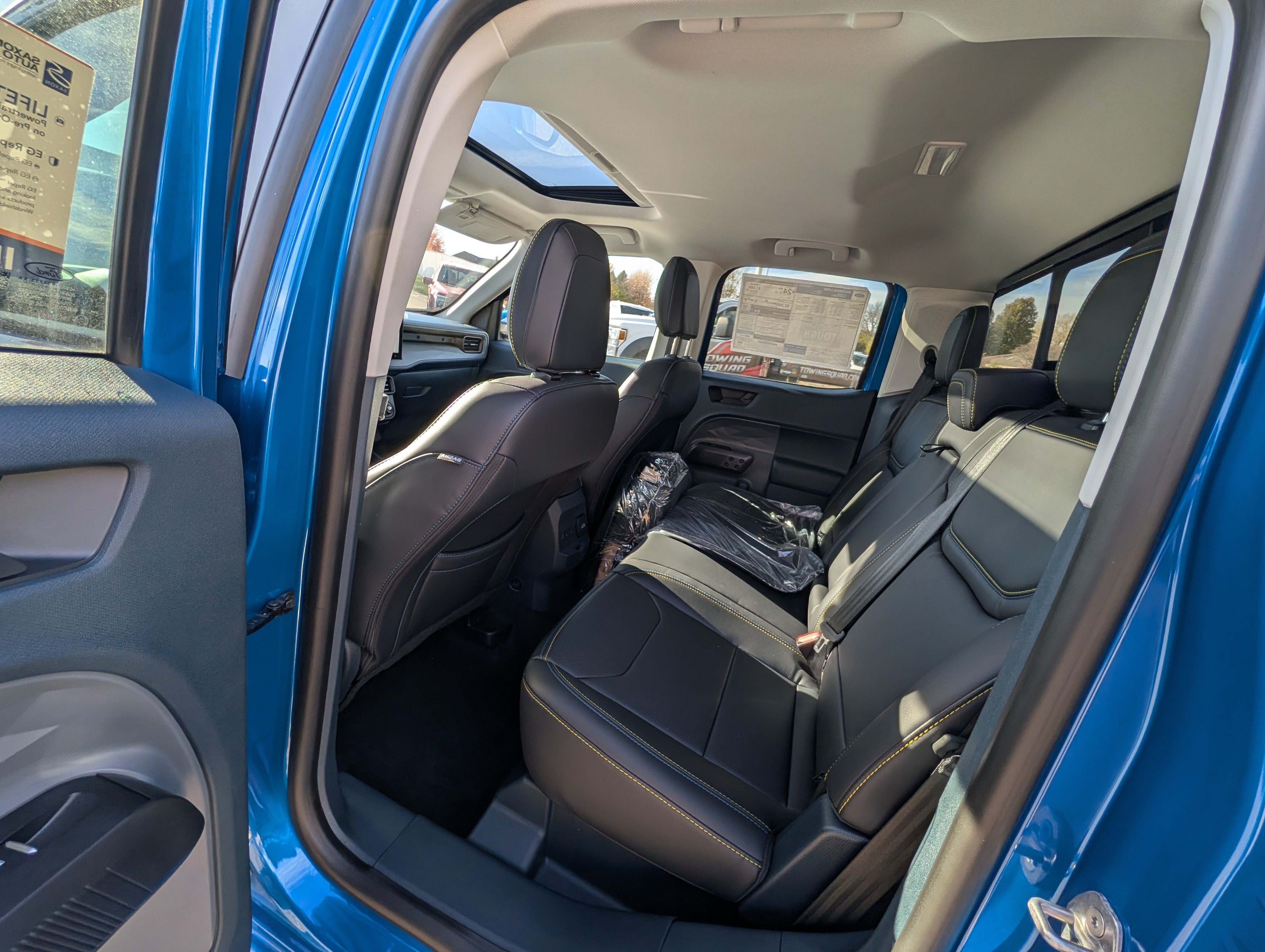 Used 2025 Ford Maverick Lobo AWD/4WD image 7