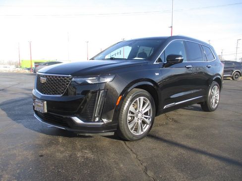 Used 2021 Cadillac XT6 Premium Luxury image 1