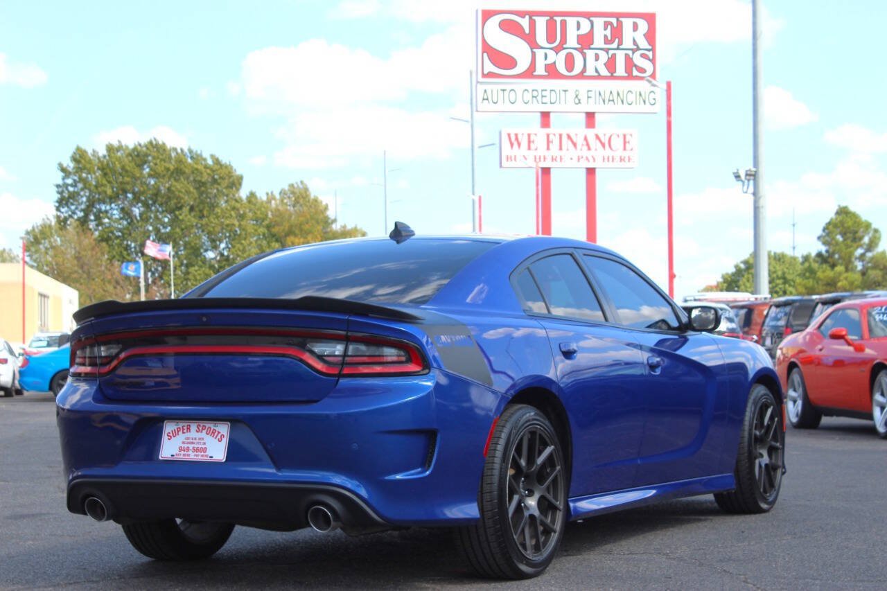 Used 2018 Dodge Charger R/T RWD image 4