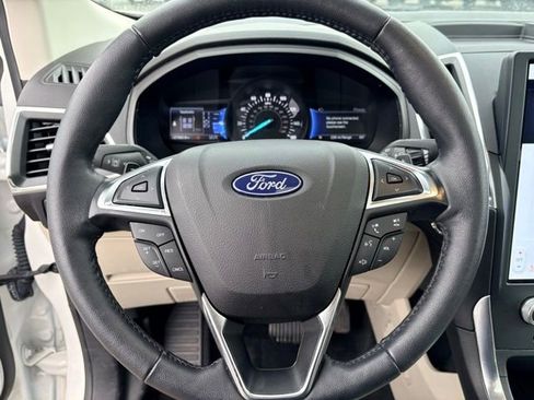 Used 2023 Ford Edge Titanium w/ Class II Trailer Tow Package AWD/4WD image 24