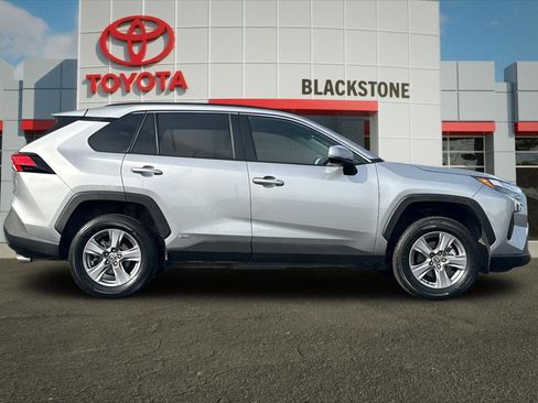 Certified 2025 Toyota RAV4 XLE image 2