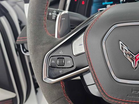 Used 2023 Chevrolet Corvette Stingray Premium Conv w/ Z51 Performance Package image 27