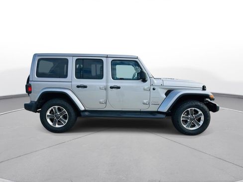 Used 2020 Jeep Wrangler Unlimited Sahara w/ Uconnect 4C Nav & Sound Group image 37
