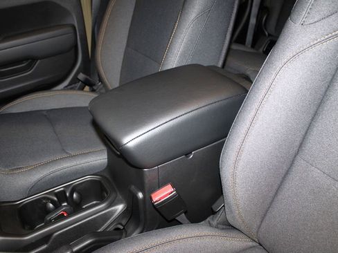 New 2026 Jeep Gladiator Sport image 21