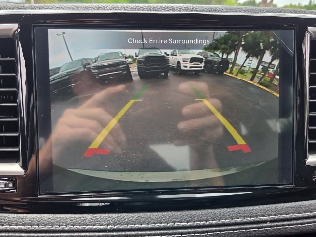 New 2027 Chrysler Pacifica Select FWD image 26