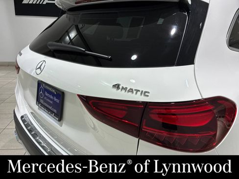 Used 2026 Mercedes-Benz GLA 250 4MATIC image 9