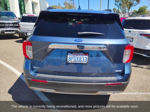 Used 2020 Ford Explorer XLT w/ Equipment Group 202A image 4