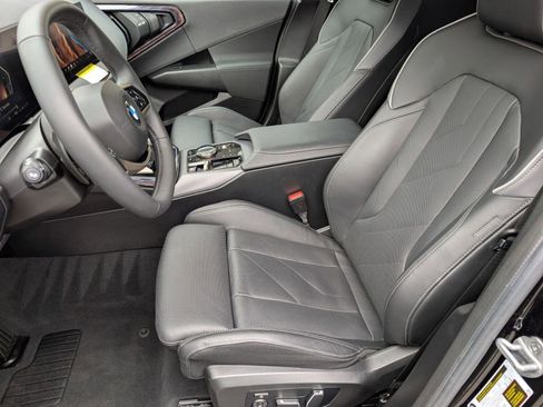 Used 2025 BMW X3 xDrive30i w/ Premium Package image 5