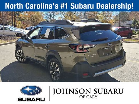 Used 2023 Subaru Outback Limited image 25
