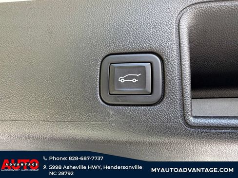 Used 2023 GMC Terrain AT4 w/ Infotainment Package II AWD/4WD image 29